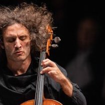 Illustration: © Marco Borggreve